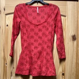 Free People Coral Floral Lace Fitted Blouse Like New Small